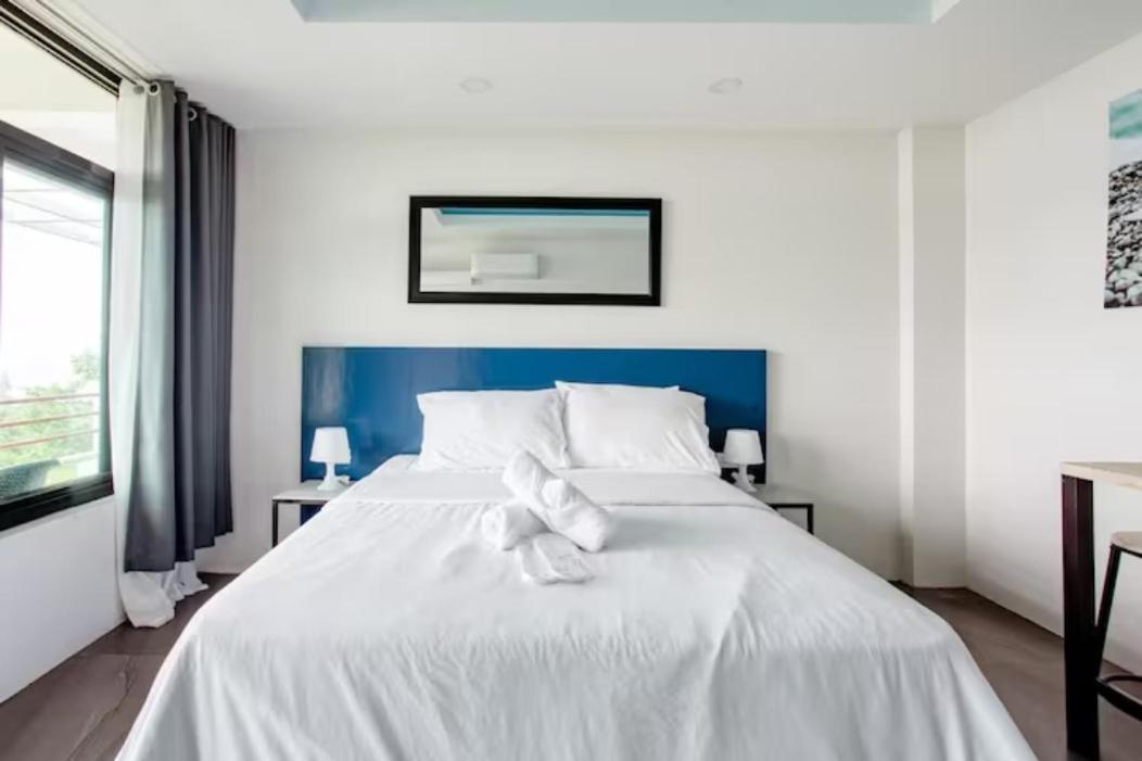 Casa Noah Hotel Tagaytay City Exterior photo